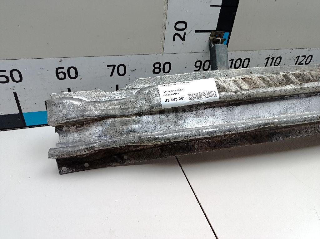 Усилитель заднего бампера