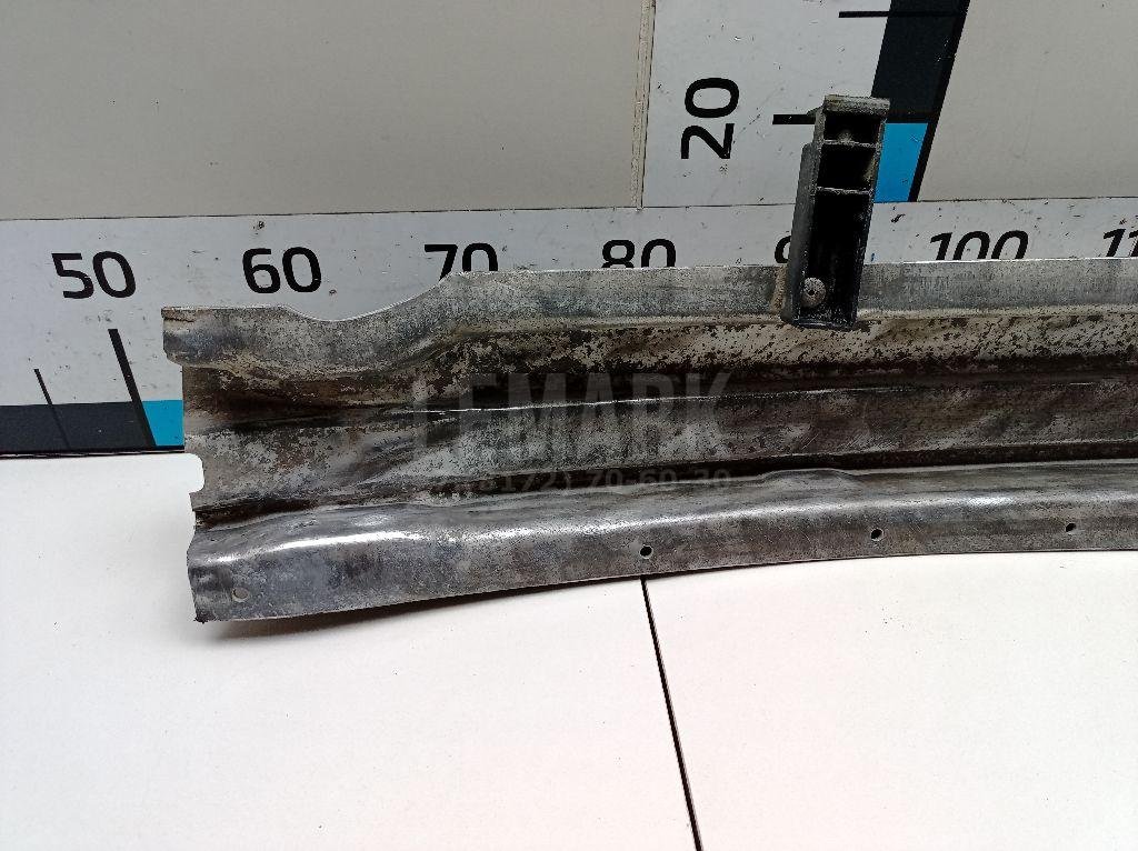 Усилитель заднего бампера