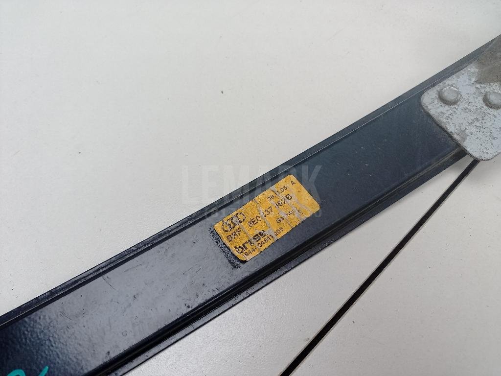 Стеклоподъемник электр. передний правый