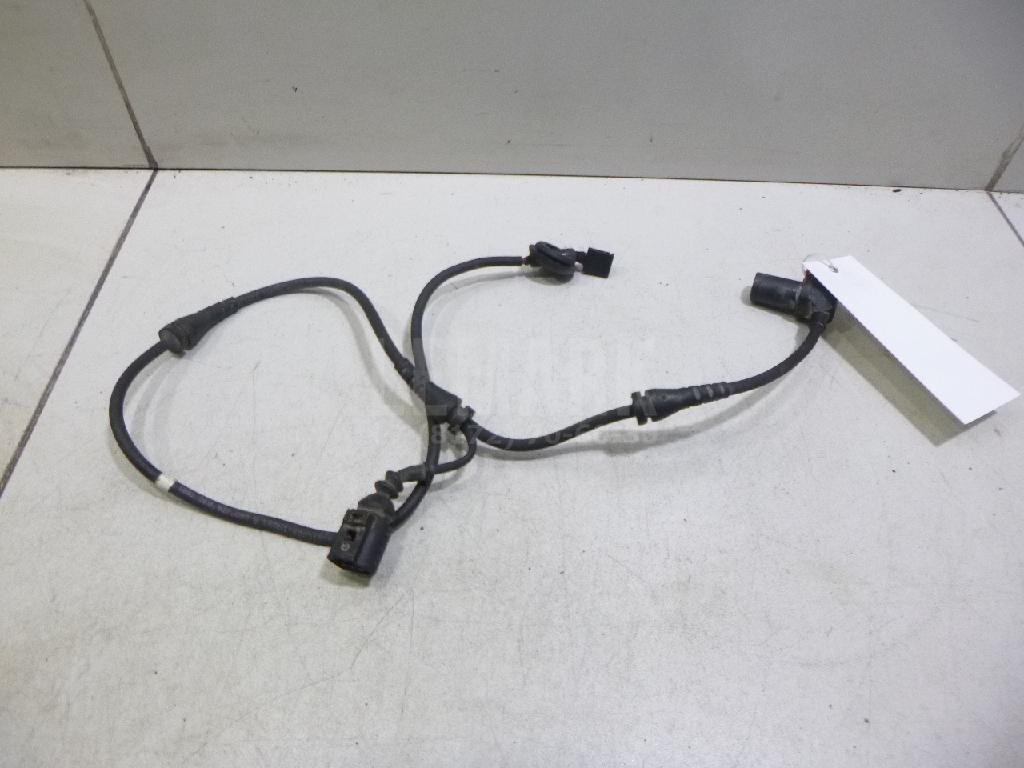 Датчик ABS передний