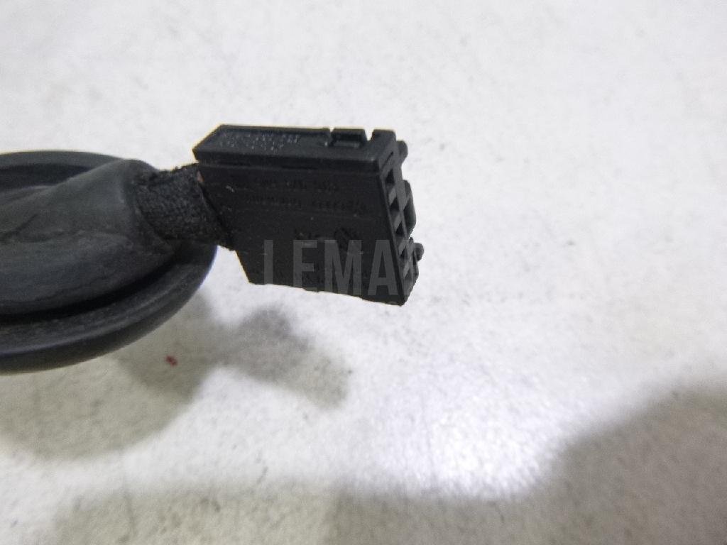 Датчик ABS передний