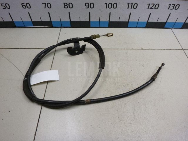 Трос стояночного тормоза правый