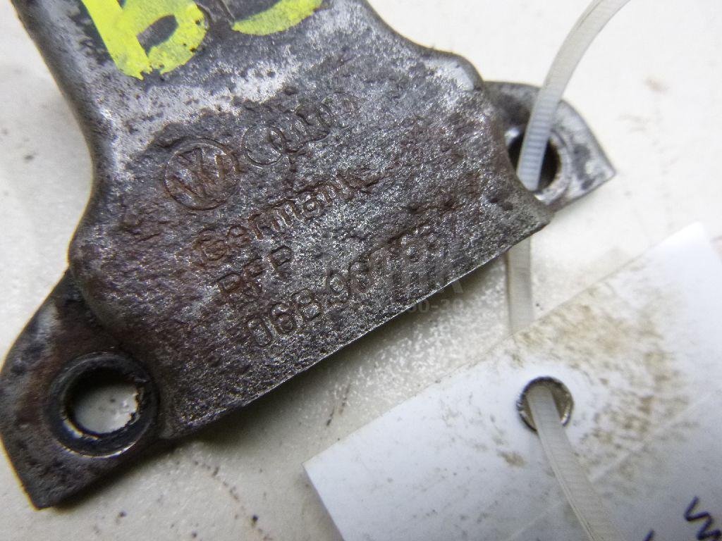 Кронштейн (сопут. товар)