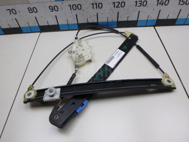 Стеклоподъемник электр. передний левый