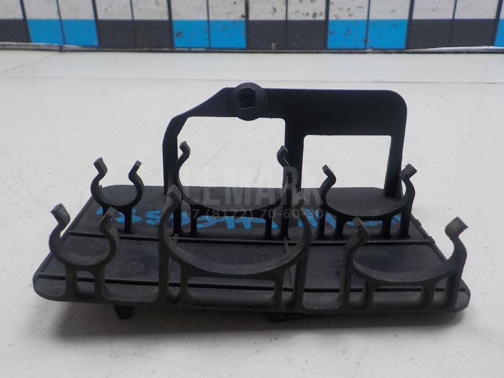 Кронштейн (сопут. товар)