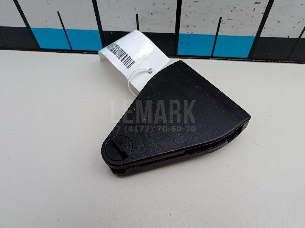 Кронштейн (сопут. товар) для  Audi A4 [B9] 2015