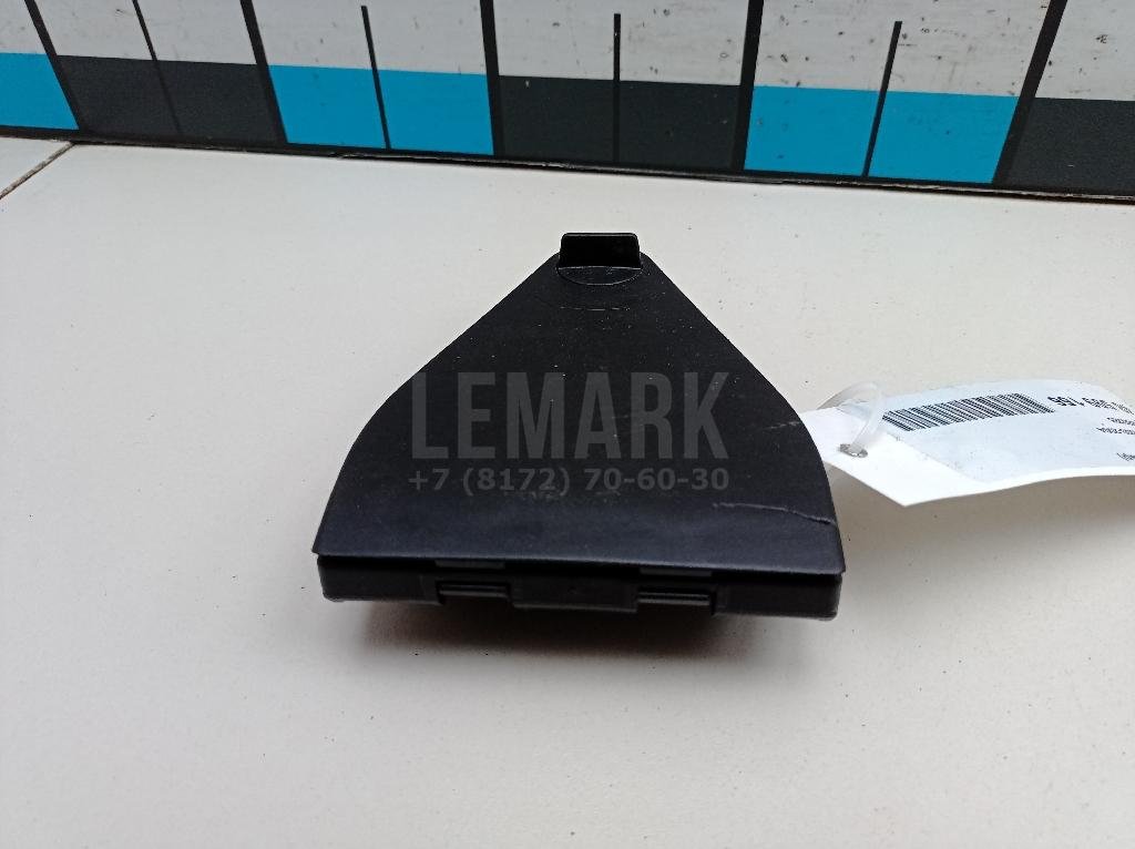 Кронштейн (сопут. товар) для  Audi A4 [B9] 2015