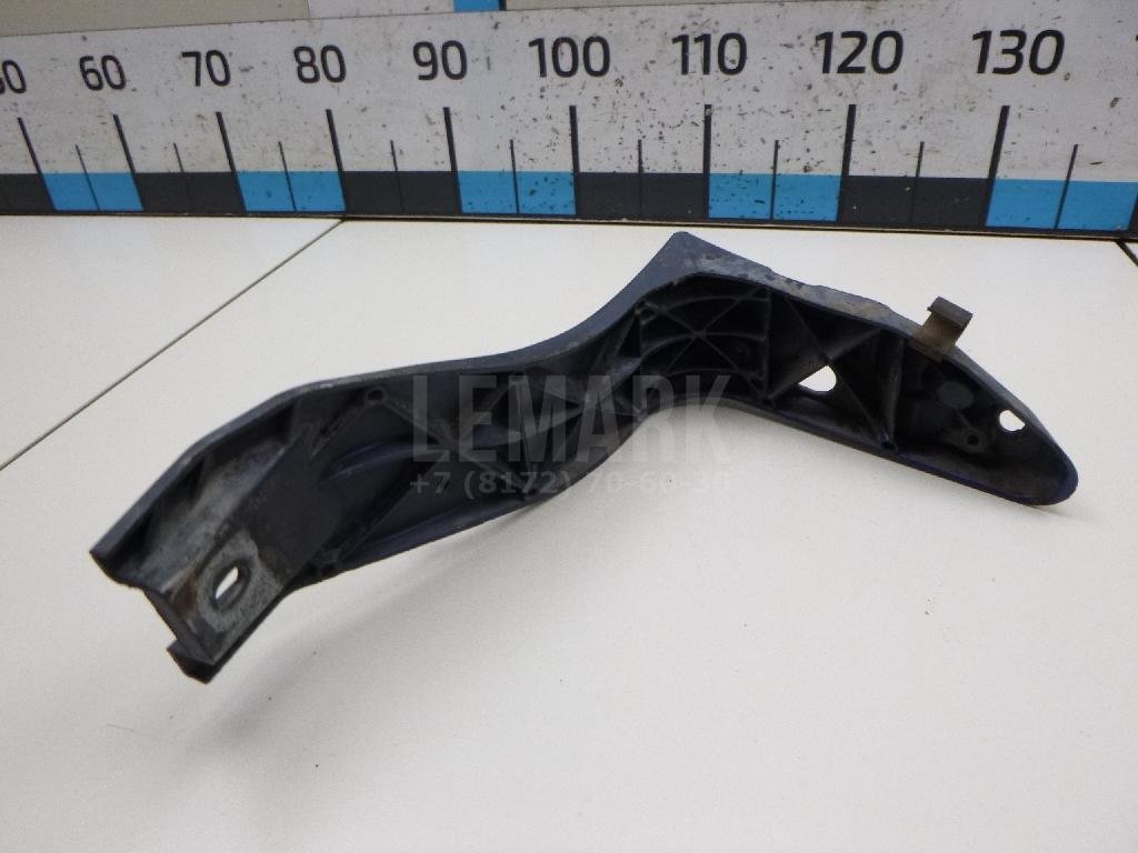 Кронштейн крепления крыла