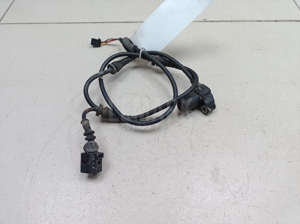 Датчик ABS передний