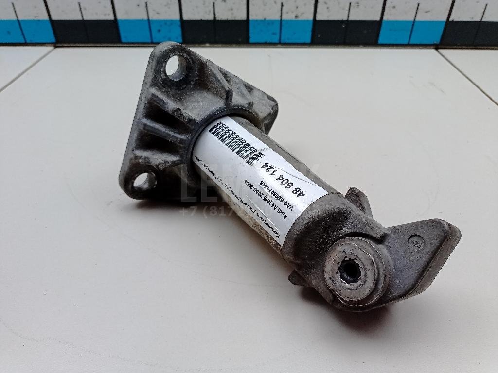 Кронштейн усилителя переднего бампера правый