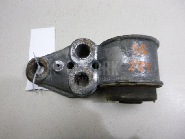 Сайлентблок задней балки левый