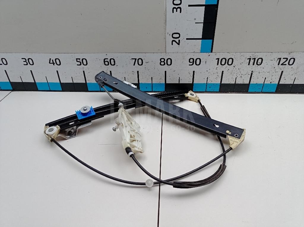 Стеклоподъемник электр. передний правый