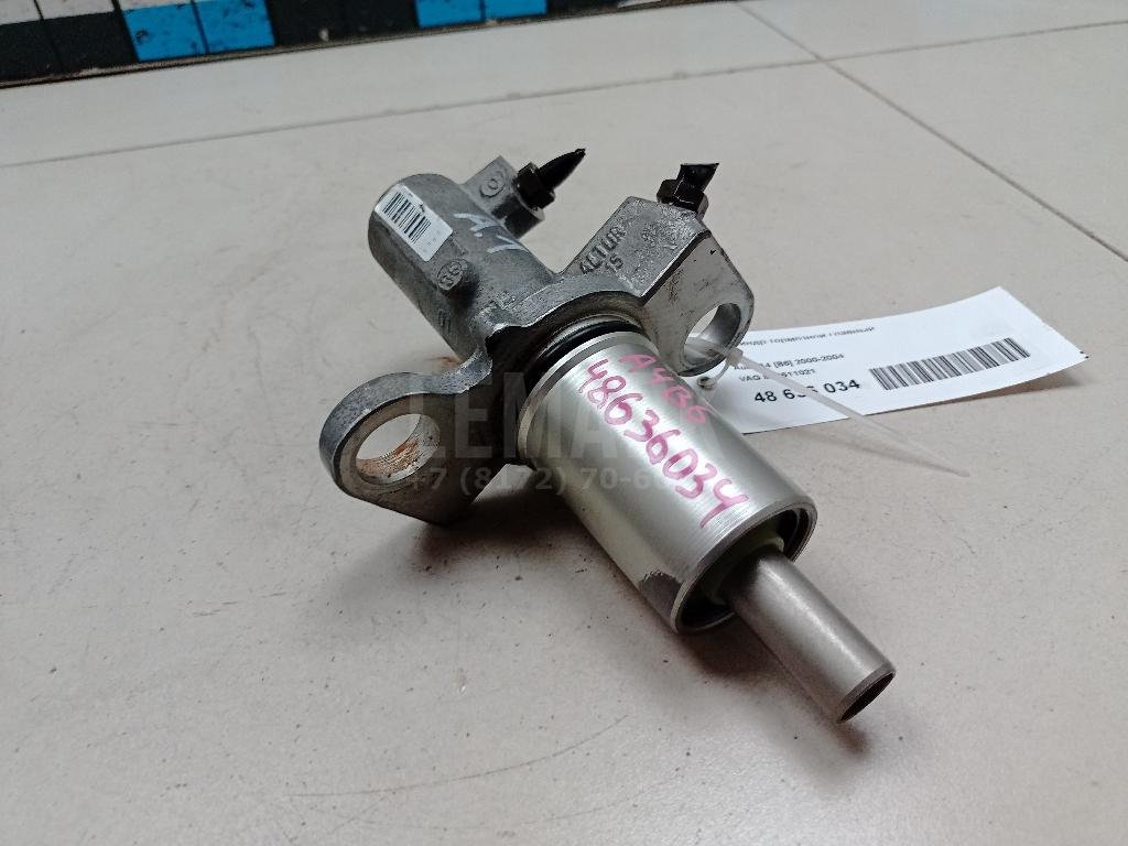 Цилиндр тормозной главный