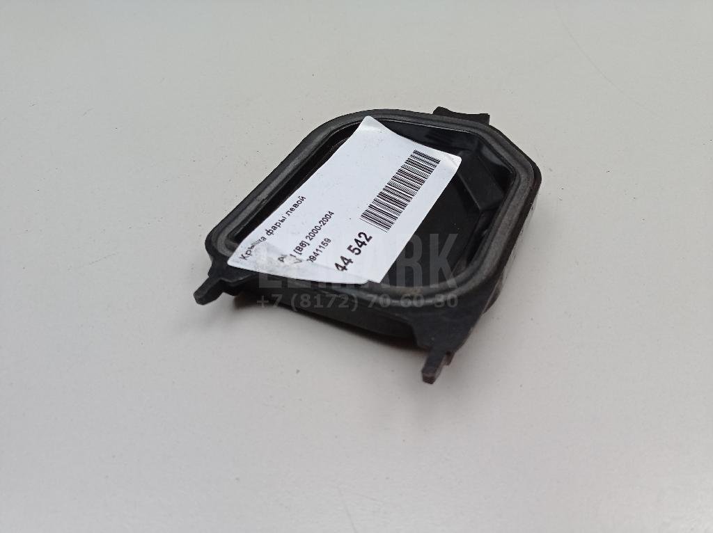 Крышка фары левой