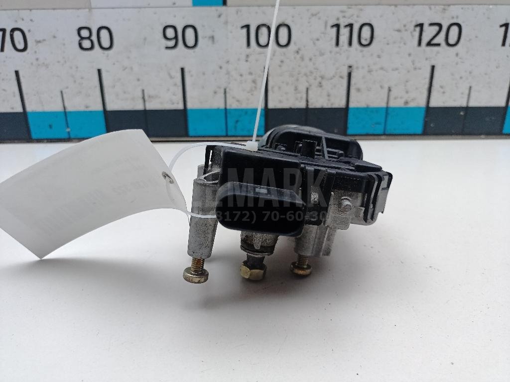 Моторчик стеклоочистителя передний