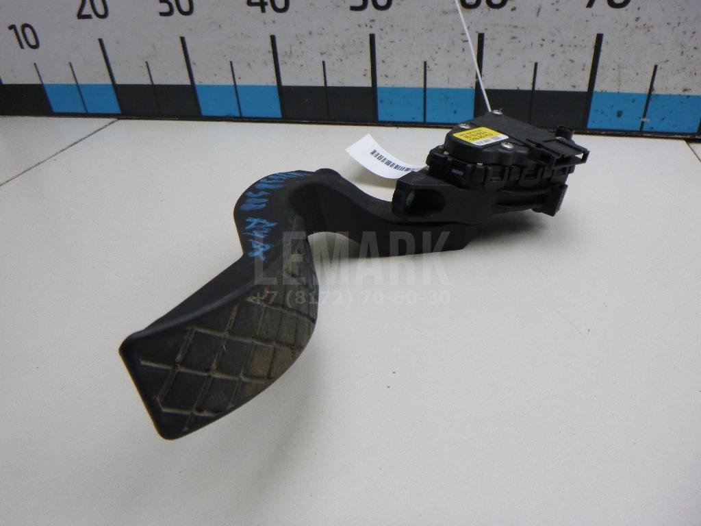 Педаль газа