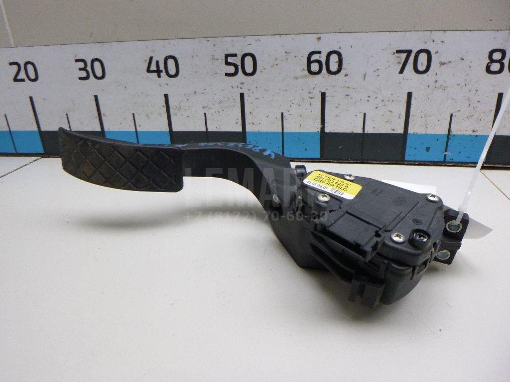 Педаль газа