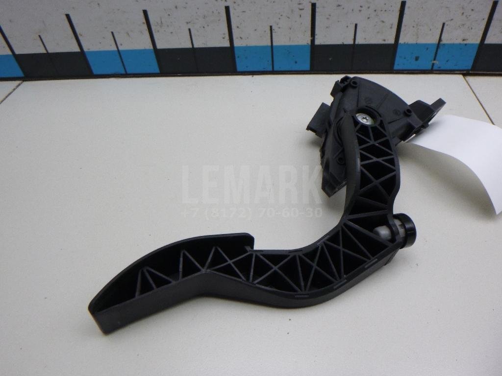 Педаль газа