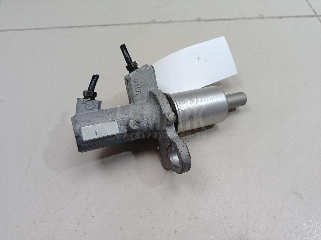 Цилиндр тормозной главный