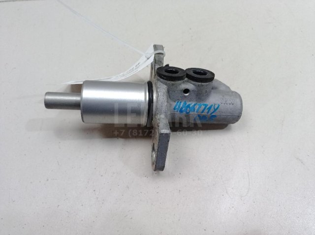 Цилиндр тормозной главный