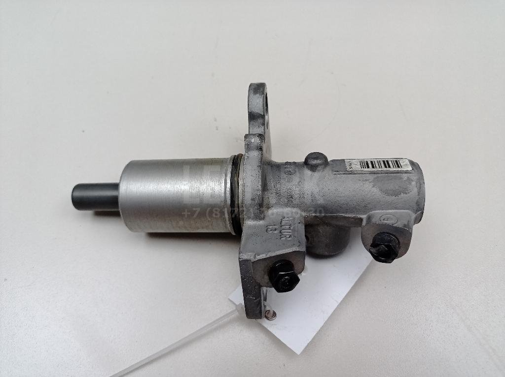 Цилиндр тормозной главный