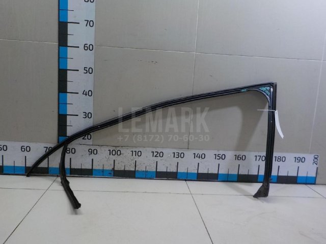 Уплотнитель стекла двери