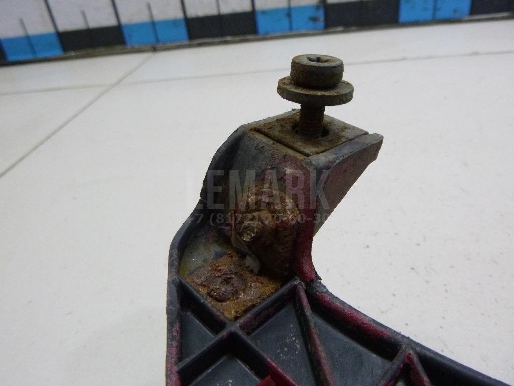 Кронштейн фар левый для  Audi 100 [C4] 1991-1994