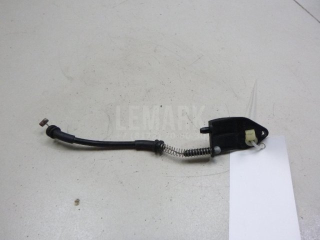 Трос открывания багажника