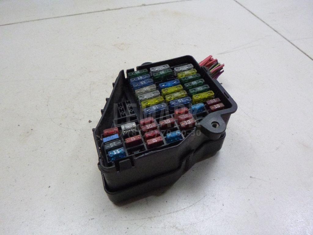 Блок предохранителей