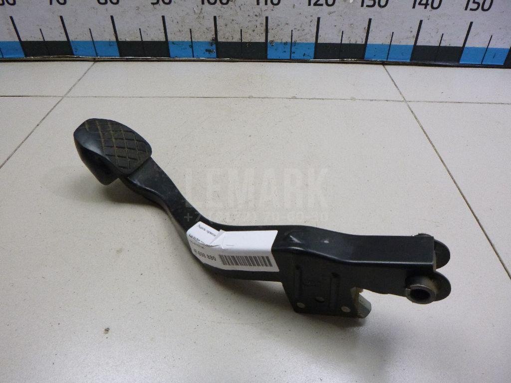 Педаль тормоза