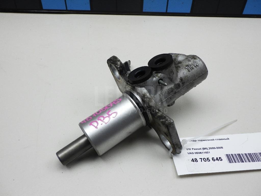 Цилиндр тормозной главный