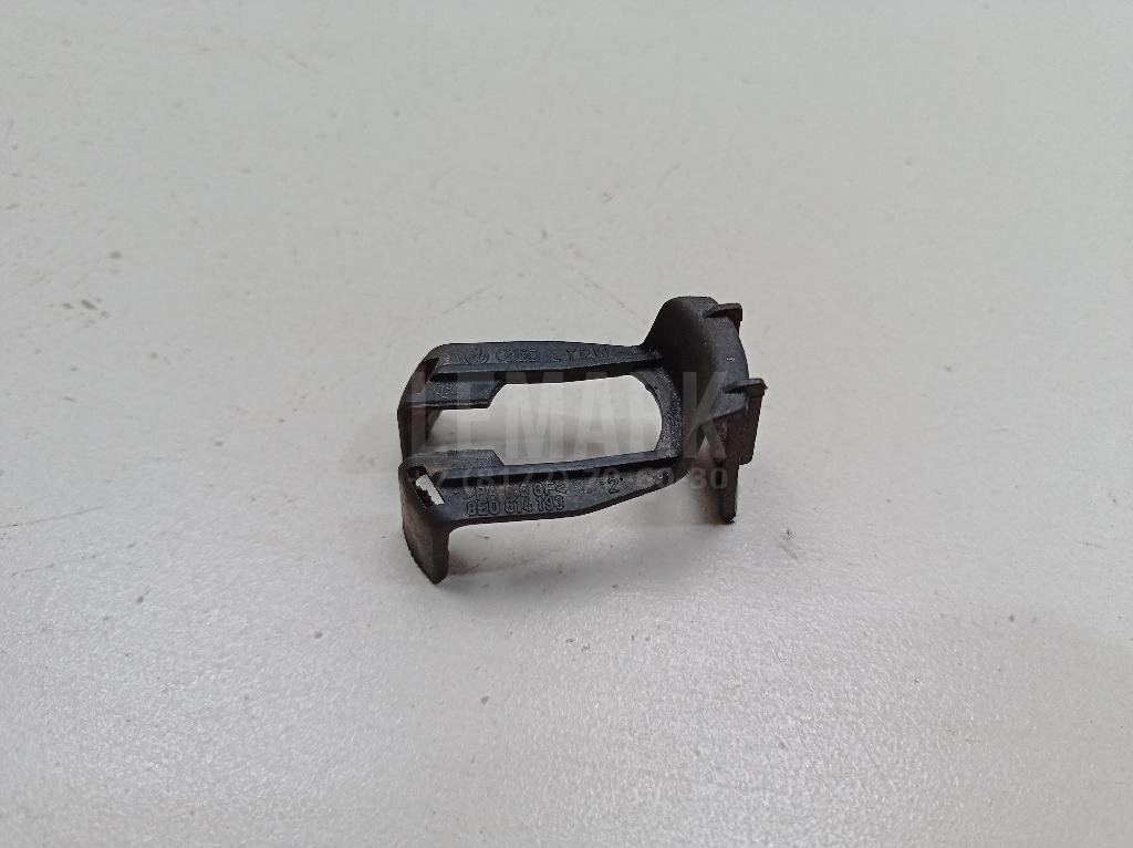 Кронштейн (сопут. товар)