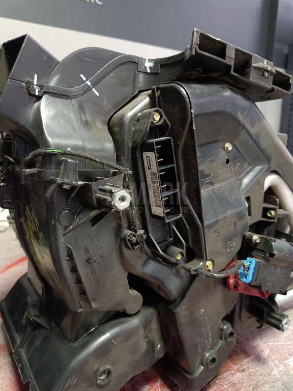 Моторчик отопителя для  Audi A1 (8X) 2010-2018