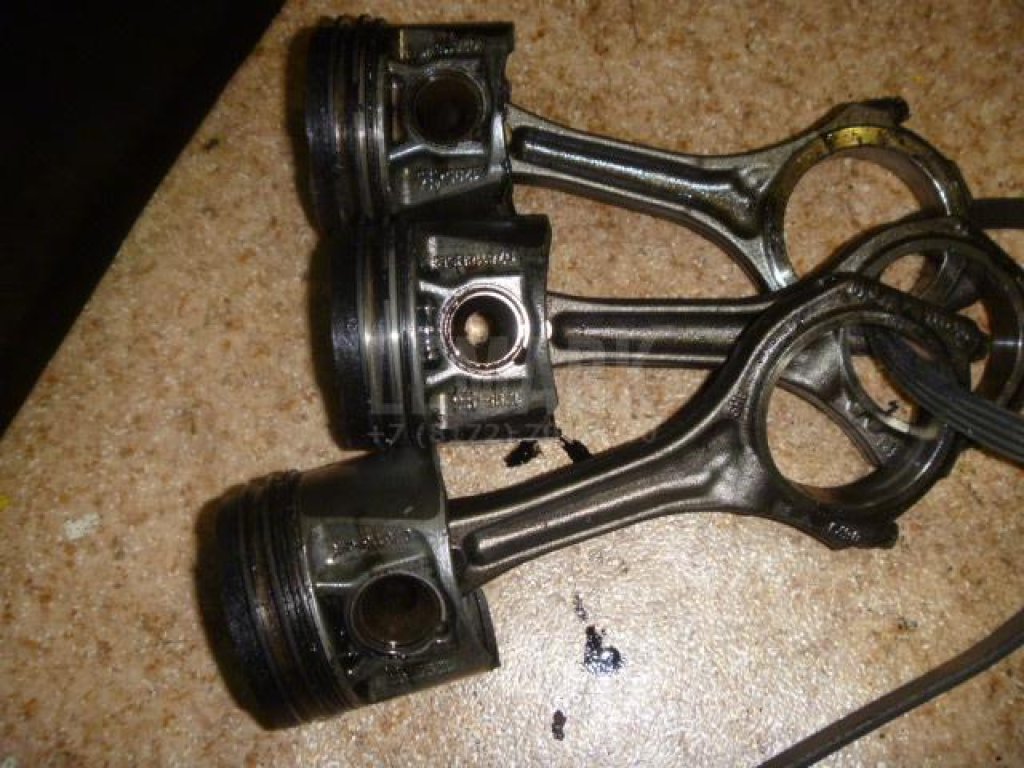 Поршень с шатуном для  Audi A4 [B9] 2015