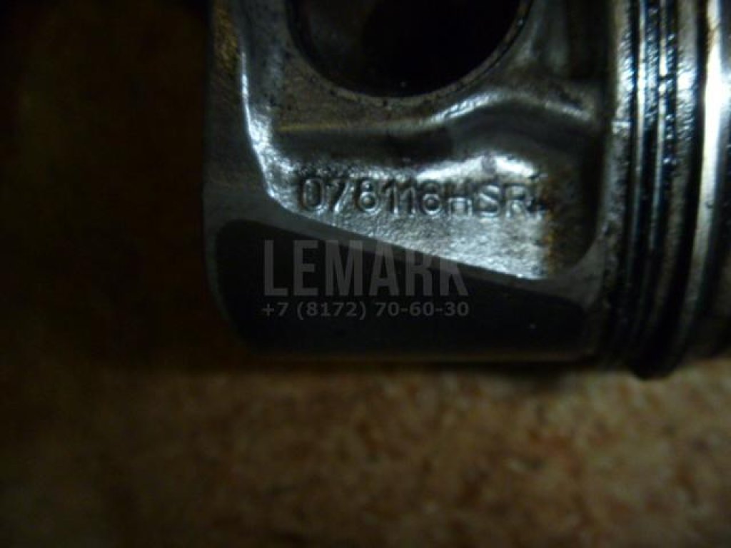 Поршень с шатуном для  Audi A4 [B9] 2015