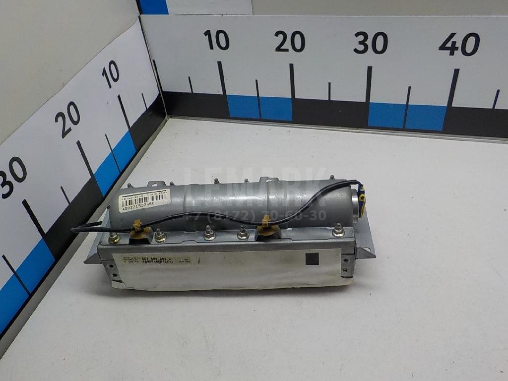 Подушка безопасности пассажирская (в торпедо)