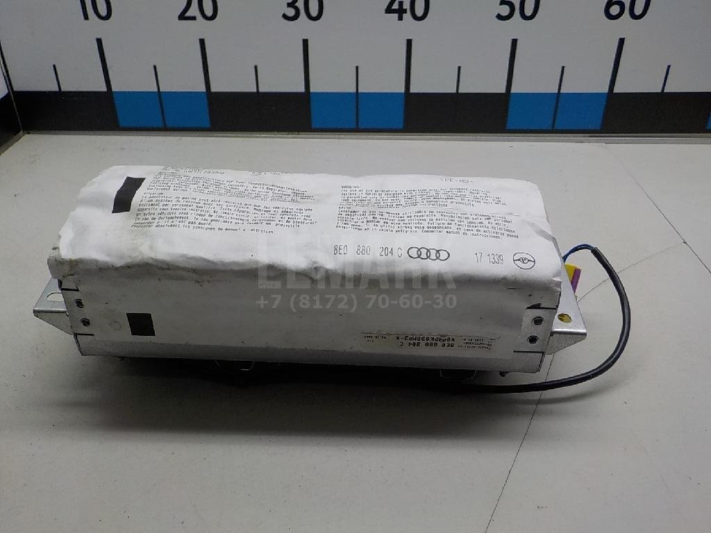 Подушка безопасности пассажирская (в торпедо)