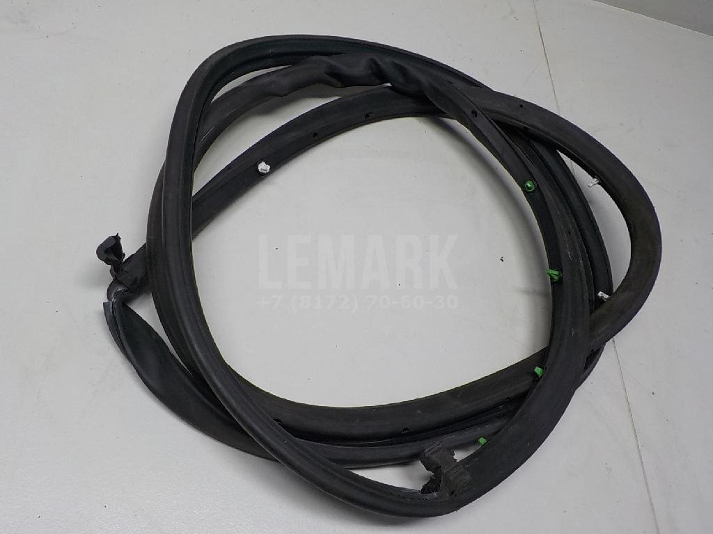 Уплотнитель (внутри) для  Audi A5/S5 (F5) 2017