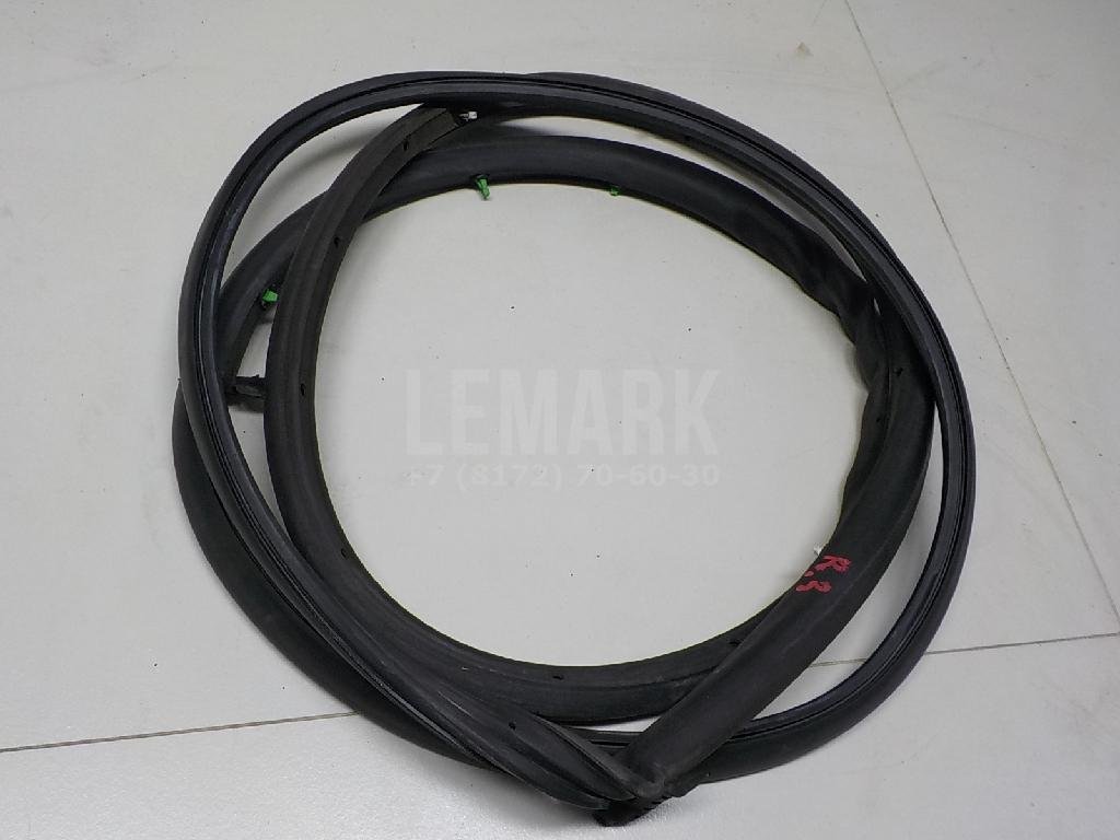 Уплотнитель (внутри) для  Audi A5/S5 (F5) 2017