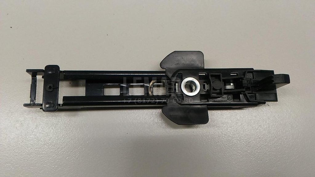 Механизм регулировки ремня безопасности