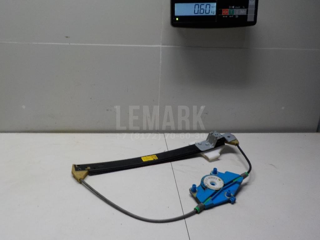 Стеклоподъемник электр. задний правый