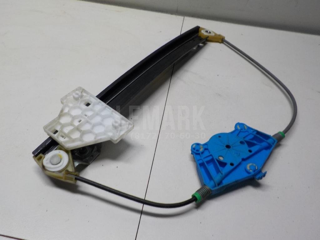 Стеклоподъемник электр. задний правый