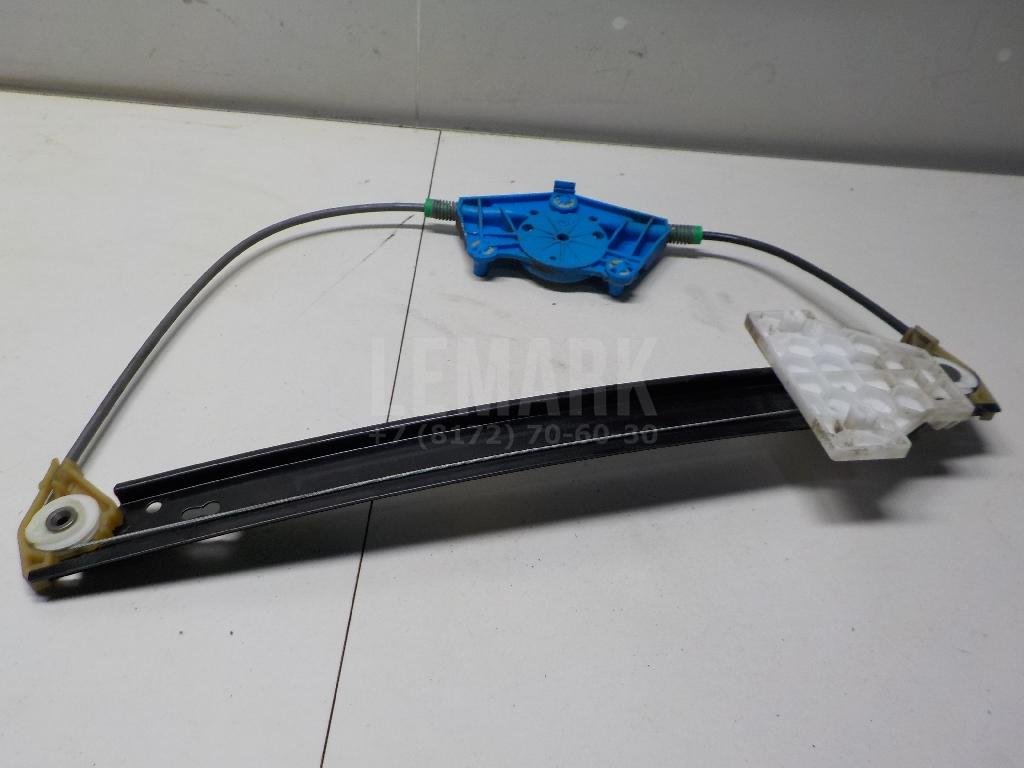 Стеклоподъемник электр. задний правый