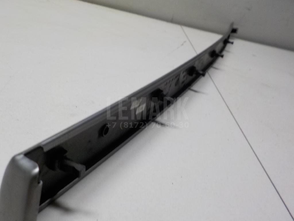 Накладка двери задней левой