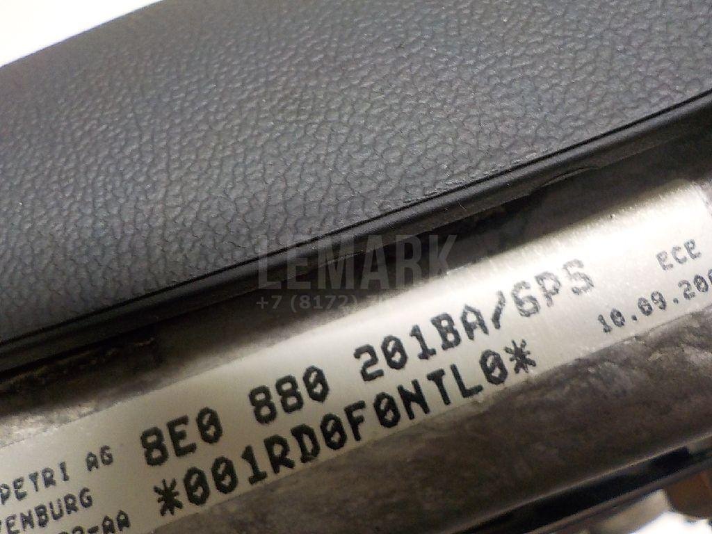 Подушка безопасности в рулевое колесо