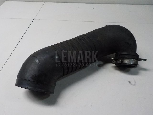 Патрубок воздушного фильтра