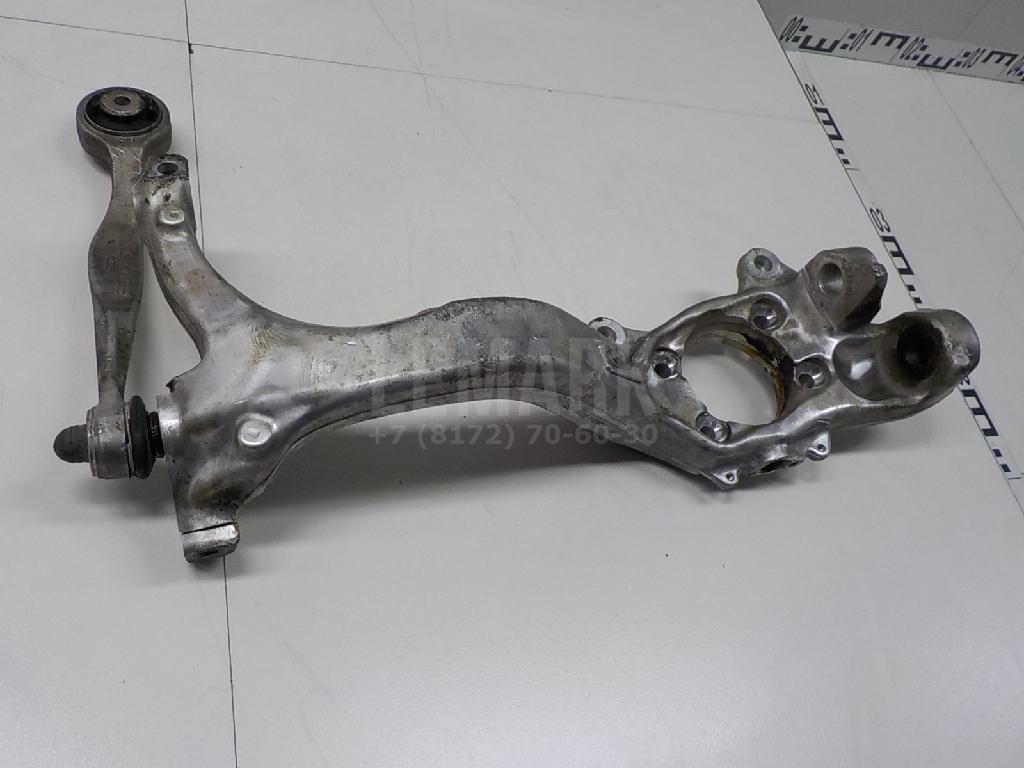 Кулак поворотный передний правый