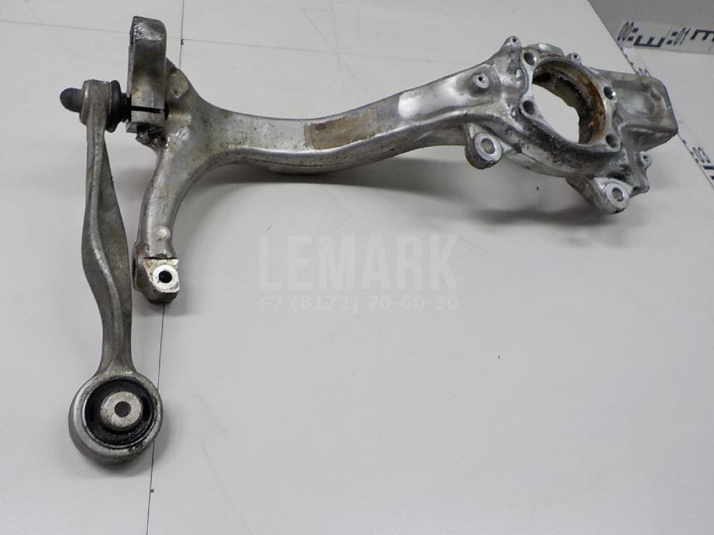 Кулак поворотный передний правый