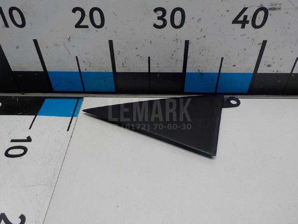 Накладка двери задней левой