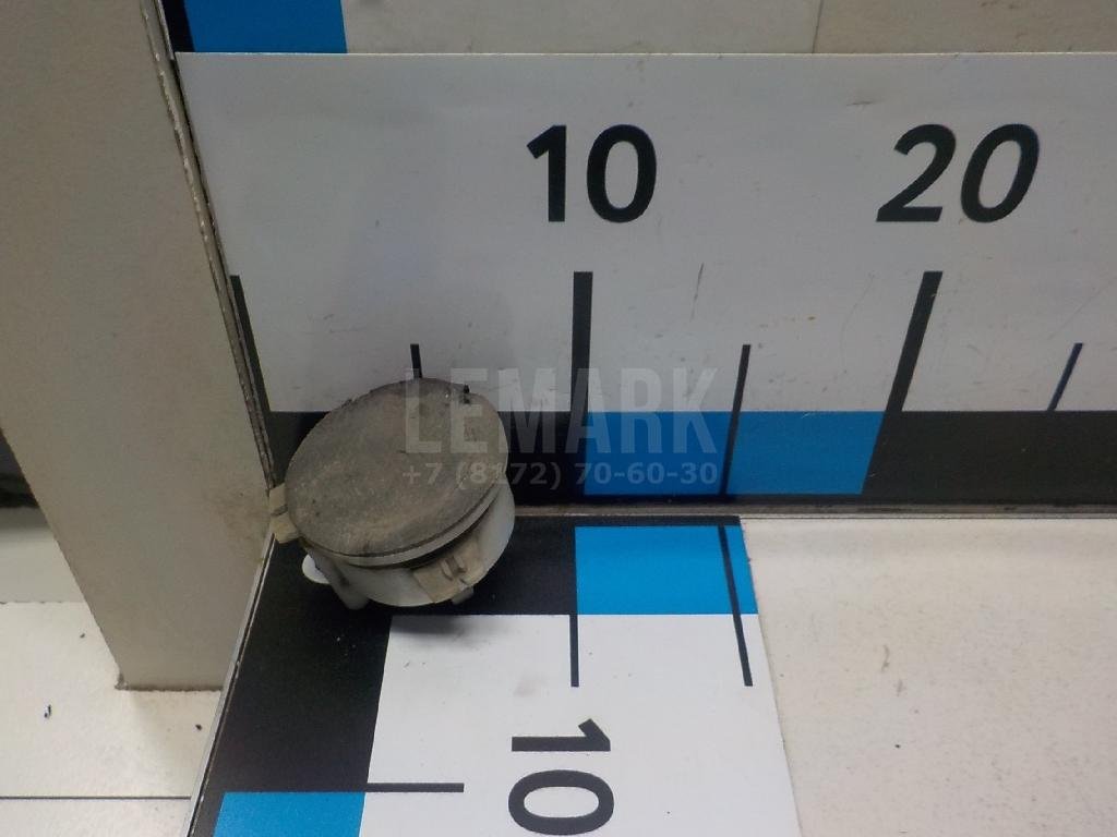 Кронштейн заднего бампера